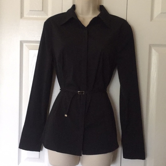 Express Tops - Express stretch blouse with belt